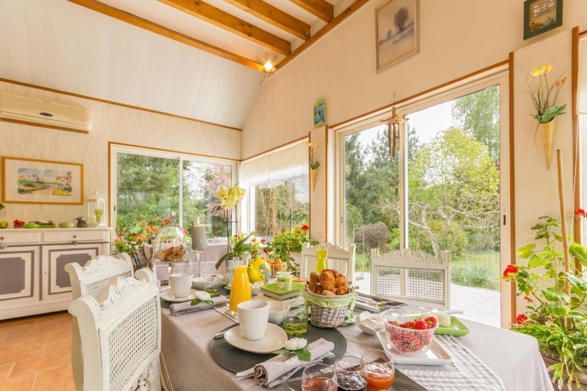 La Belle Des Champs Hotel Saint-Andelain Kültér fotó